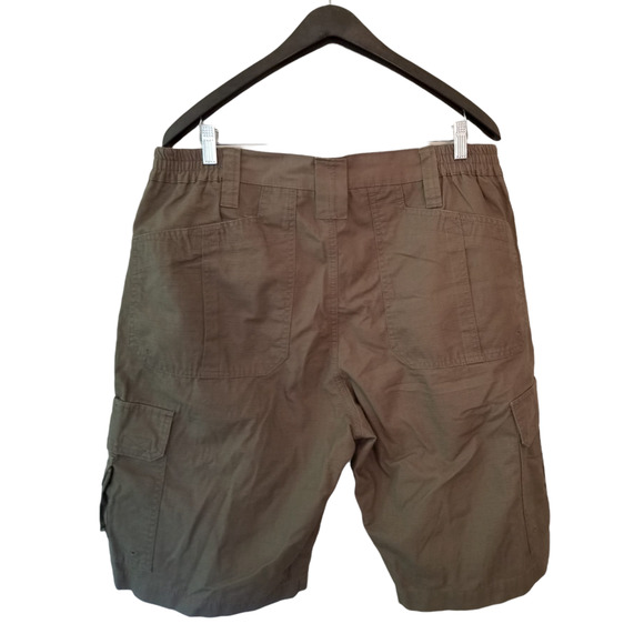 Task Force Adventure Gear Cargo Green Men's Shorts‎ Size 38 Inseam 11 in - Picture 2 of 8